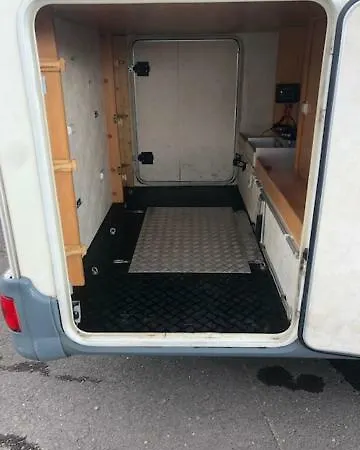 Holiday In Camper *